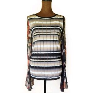 Fuzzi Italy Women's Sweater‎ Top Size M Silk Viscose Flare Fairy Sleeve Floral